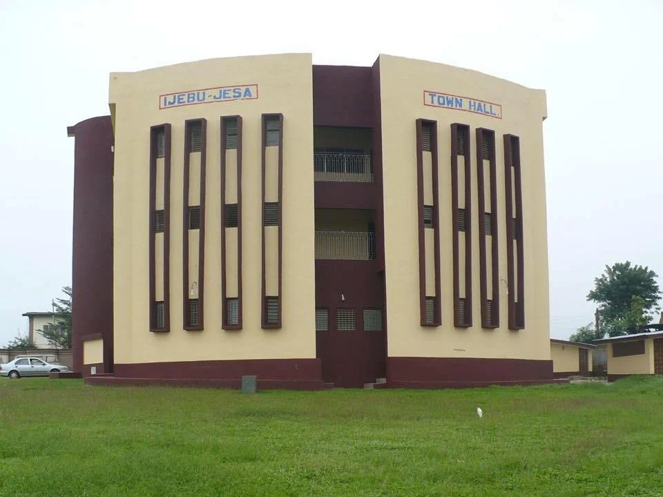 Ijebu-Jesa Town Hall in Oriade Local Government Area